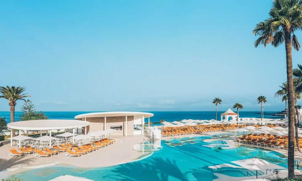 iberostar sabila costa adeje hotel medence